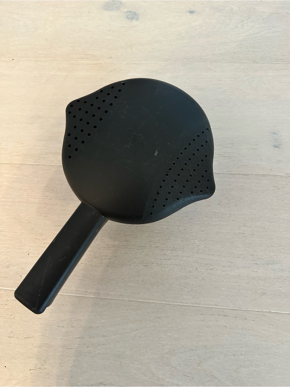 Pampered Chef Micro Cooker 1 Qt 4 Cup Black #2776 w/ Strainer Lid
